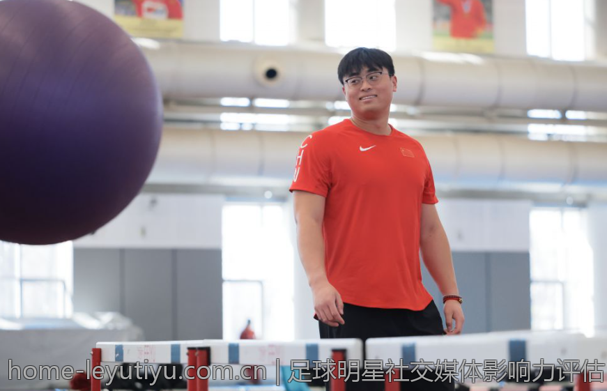 足球明星社交媒体影响力评估